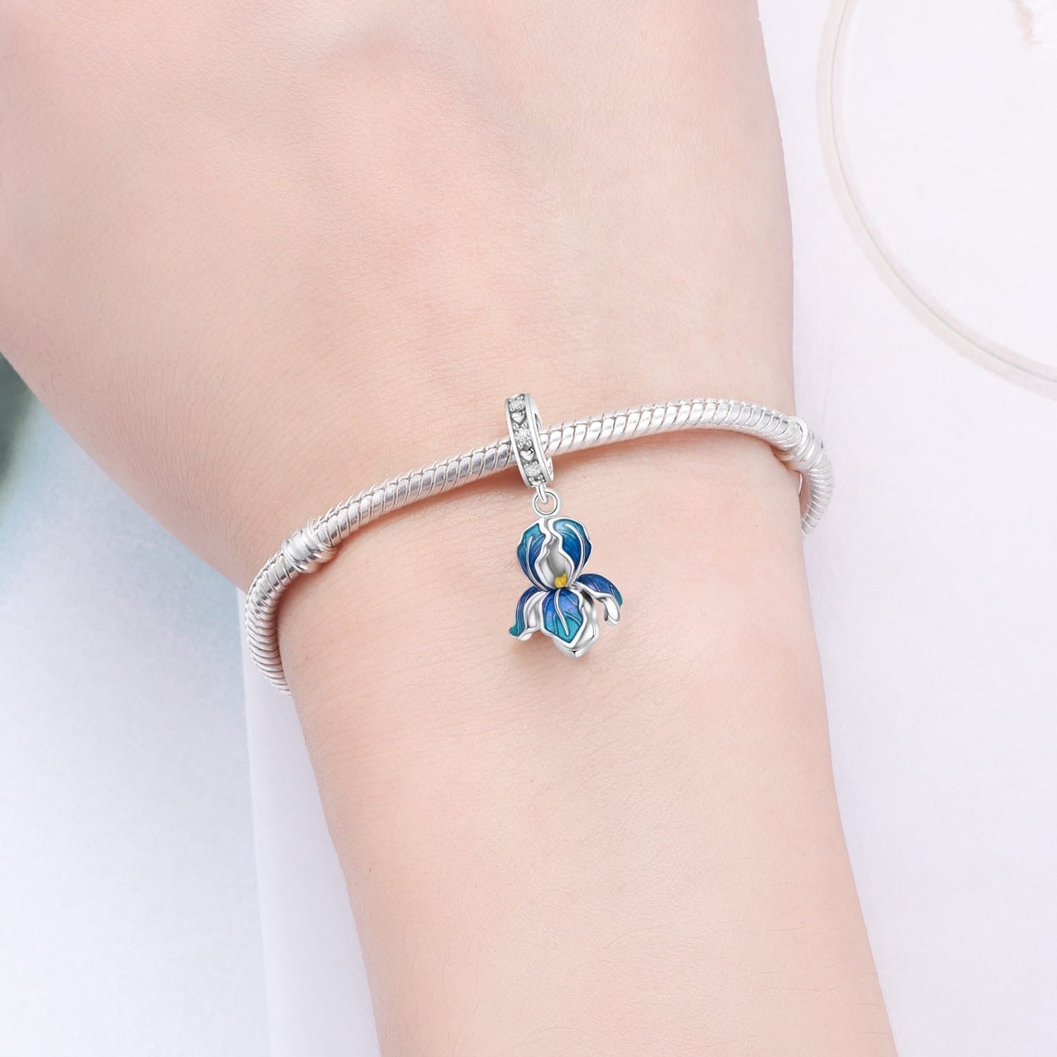 Northern Lights Iris Charm - bellissi