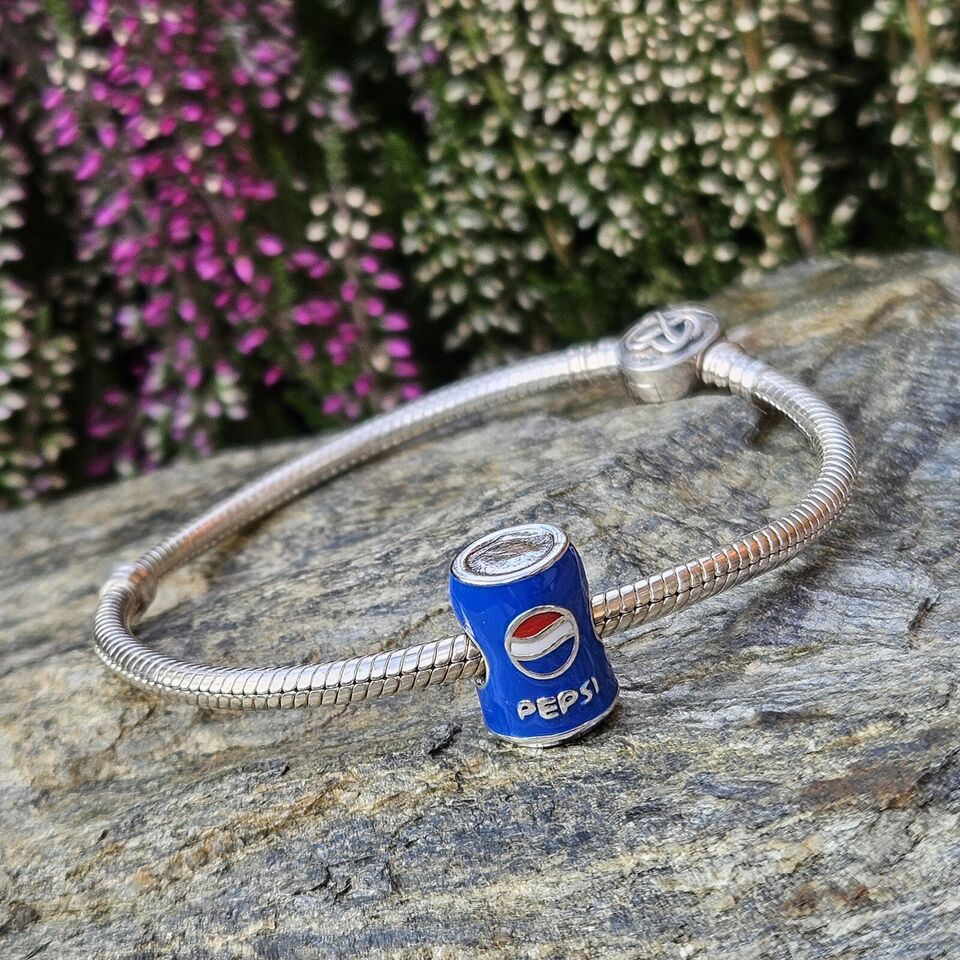 Pepsi Can Charm - bellissi