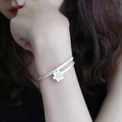 Silver Bloom Adjustable Bracelet - bellissi