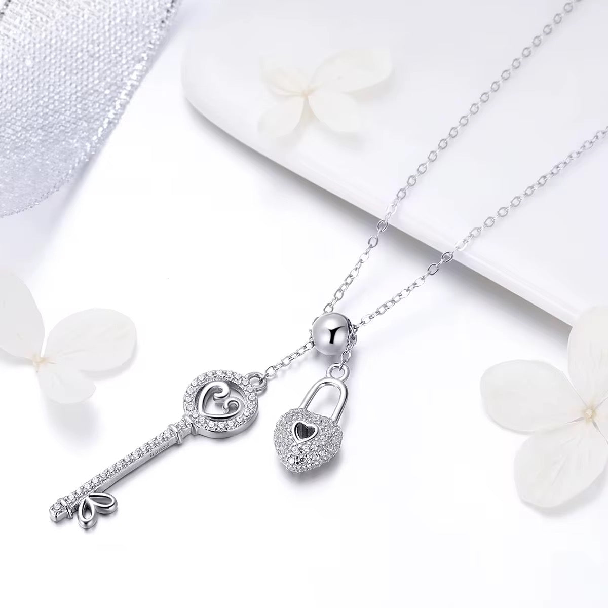 Silver Padlock & Key Necklace Cubic Zircon AAA - bellissi