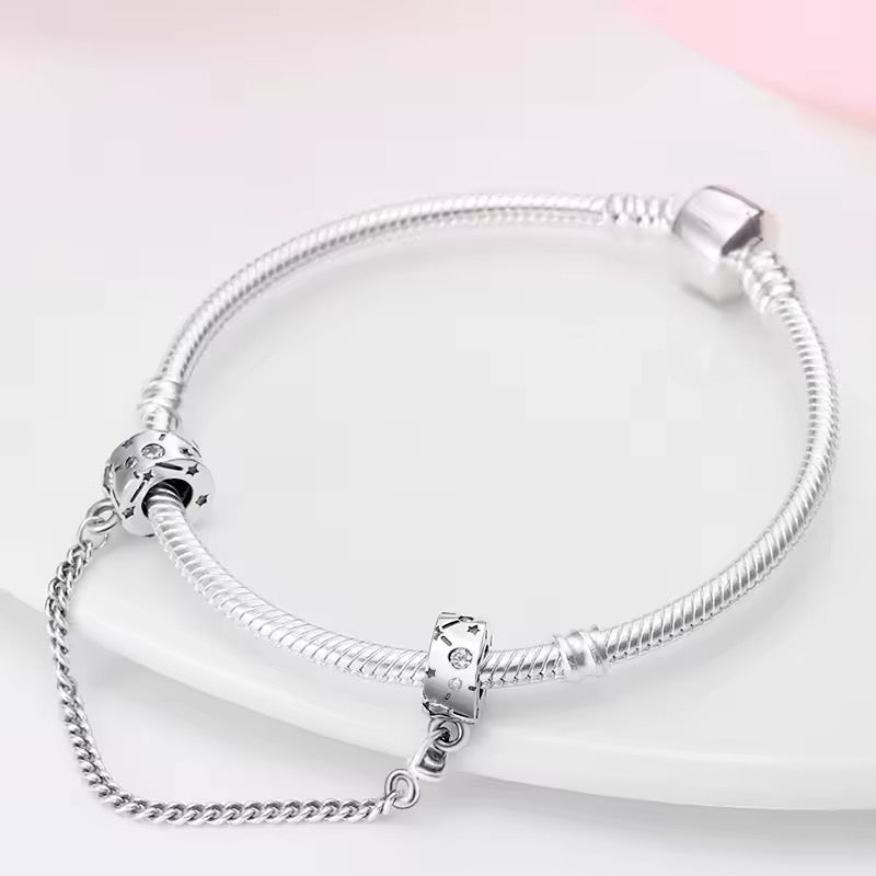 Simple Stars Safety Chain - bellissi