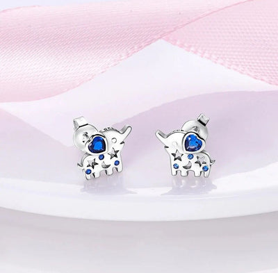 Stud Earrings Elephant With Heart Blue Zirconia - bellissi