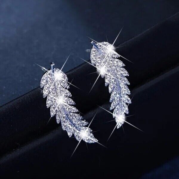 Trendy Luxury Leaf Stud Earrings - bellissi